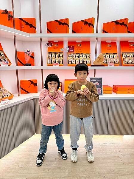 法布甜法式手工甜點、草莓季節新品、草莓蒙布朗千層蛋塔、伴手禮
