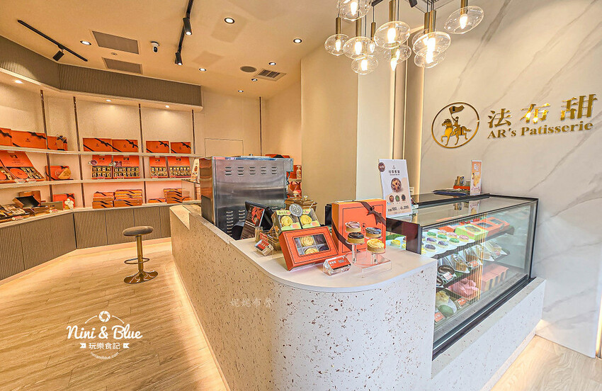 法布甜台中逢甲店，台中檸檬塔推薦，還有花朵千層可頌蛋塔、北海道生乳霜淇淋 @Nini and Blue  玩樂食記