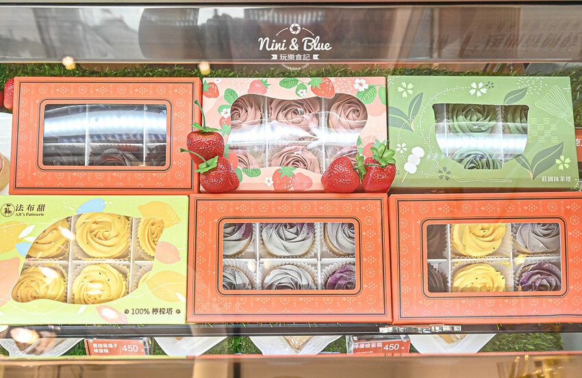 法布甜台中逢甲店，台中檸檬塔推薦，還有花朵千層可頌蛋塔、北海道生乳霜淇淋 @Nini and Blue  玩樂食記