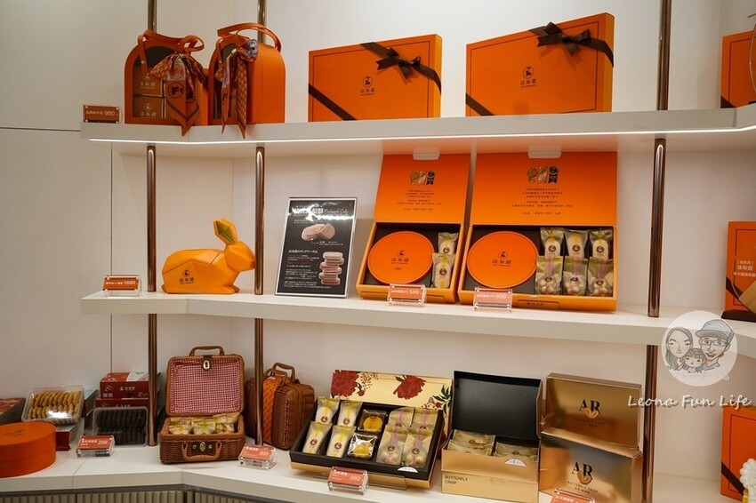 台中市西屯區全台首間布丁千層蛋塔!!逢甲最新排隊美食法布甜,花朵可頌蛋塔,還有十勝鮮乳霜淇淋+一元多一杯優惠喔!