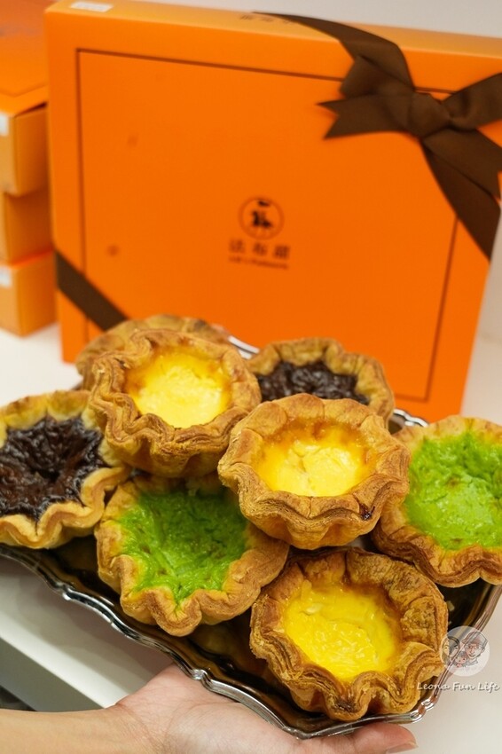 台中市西屯區全台首間布丁千層蛋塔!!逢甲最新排隊美食法布甜,花朵可頌蛋塔,還有十勝鮮乳霜淇淋+一元多一杯優惠喔!