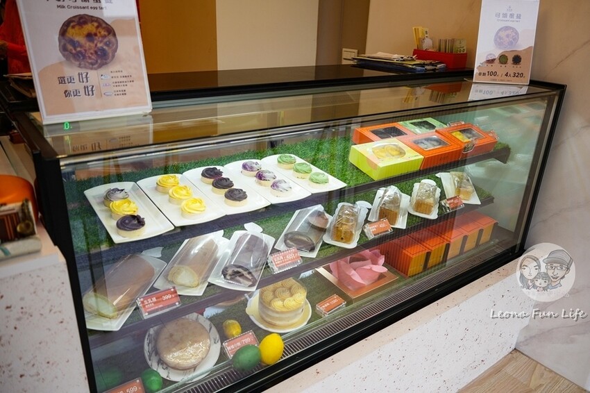 台中市西屯區全台首間布丁千層蛋塔!!逢甲最新排隊美食法布甜,花朵可頌蛋塔,還有十勝鮮乳霜淇淋+一元多一杯優惠喔!