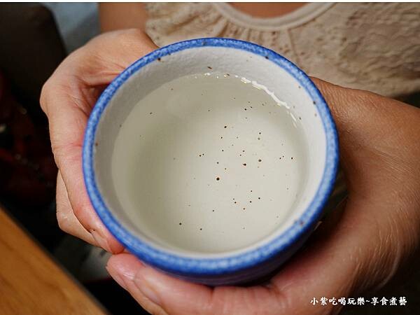 氣泡菊花茶-燦台菜私廚 (1).jpg