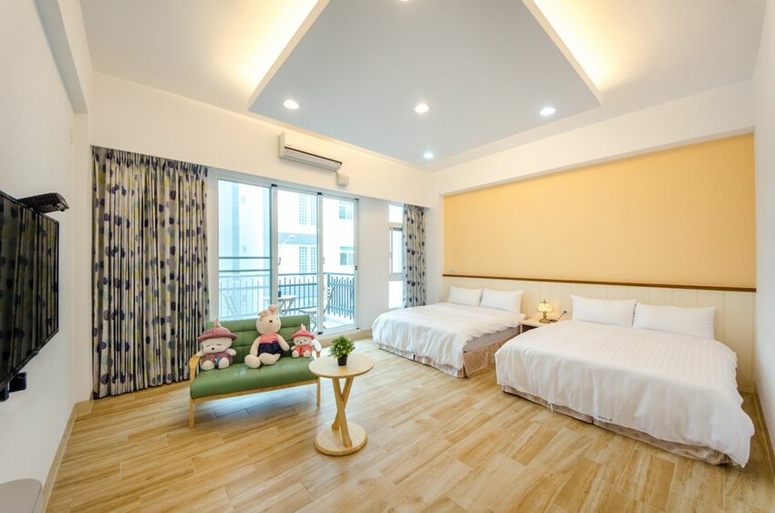 鄉村風四人房 10坪 ( 33㎡ )