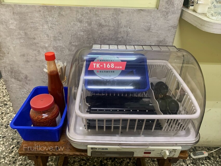 巧福粥品⟩台中烏日美食，台中粥品專賣店，多種粥品口味可選擇，配料豐富，還有附油條 @果果愛Fruitlove