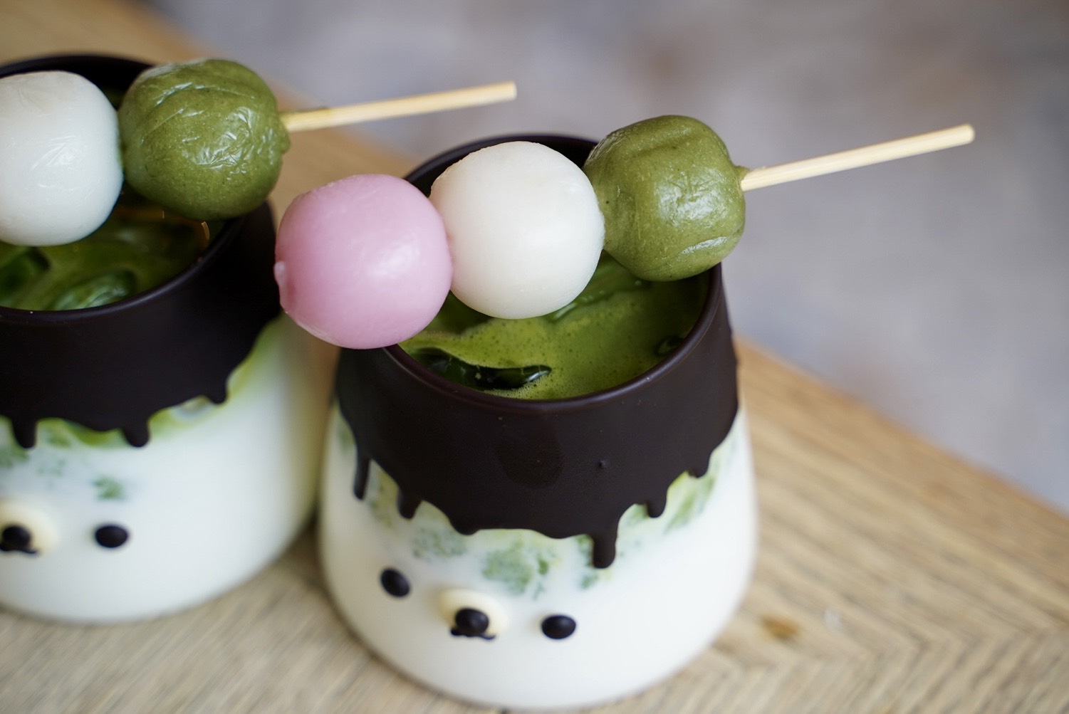 【雛菊見DAISY HOUSE】全台最浮誇、最夢幻的芭菲杯就在這！全新季節甜點「抹茶童話・桃太郎物語」每一樣都超好拍照，抹茶控快收藏～台中約會餐廳推薦 - 阿華田的美食日記