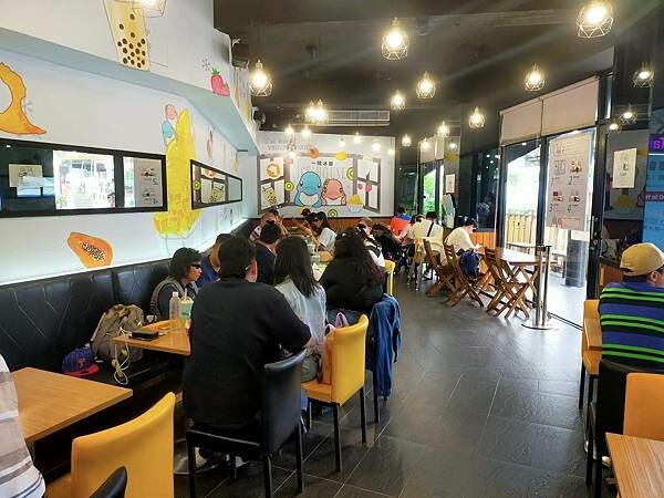 新北萬里一間冰屋~野柳海洋世界~地質公園~ 新北萬里一間冰屋~野柳海洋世界~地質公園~