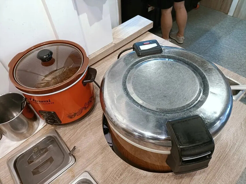 板橋火鍋新開店！新埔捷運站「來吧吃鍋」野菜 滷肉飯吃到飽。