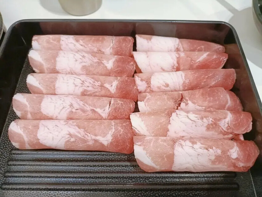 板橋火鍋新開店！新埔捷運站「來吧吃鍋」野菜 滷肉飯吃到飽。