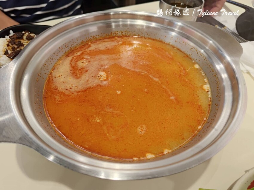 新北市板橋區【新北美食】來吧吃鍋，自助小火鍋吃到飽 | 12種湯底自由挑選 | 新鮮蔬菜營養均衡無限供應 | 板橋火鍋美食推薦