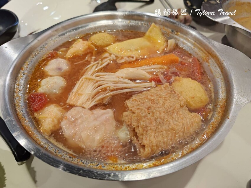 新北市板橋區【新北美食】來吧吃鍋，自助小火鍋吃到飽 | 12種湯底自由挑選 | 新鮮蔬菜營養均衡無限供應 | 板橋火鍋美食推薦