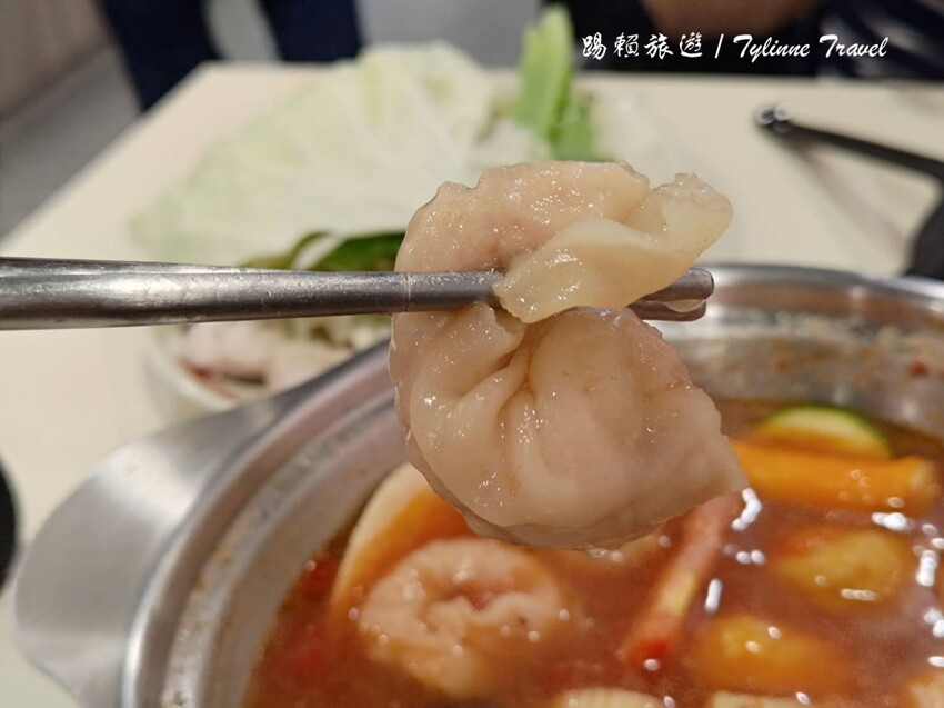 新北市板橋區【新北美食】來吧吃鍋，自助小火鍋吃到飽 | 12種湯底自由挑選 | 新鮮蔬菜營養均衡無限供應 | 板橋火鍋美食推薦