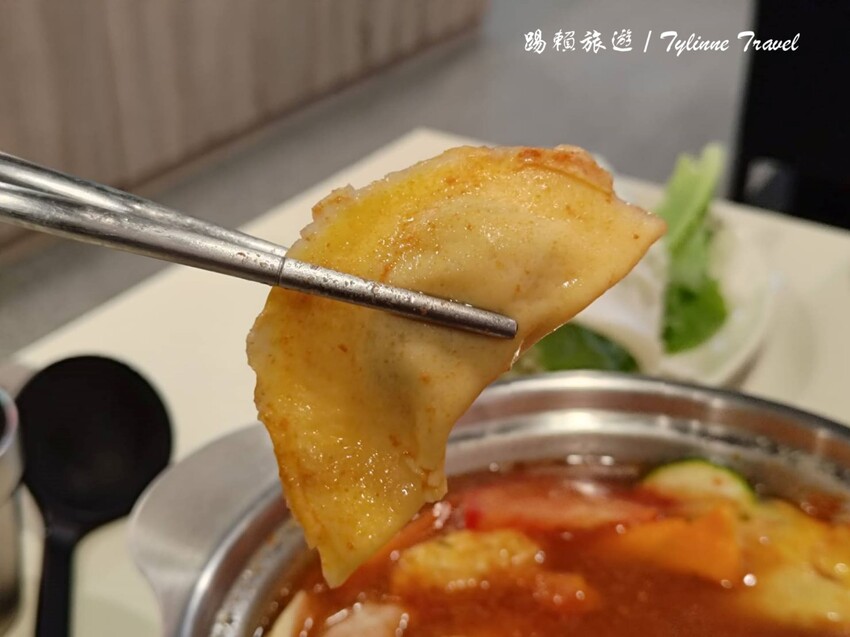 新北市板橋區【新北美食】來吧吃鍋，自助小火鍋吃到飽 | 12種湯底自由挑選 | 新鮮蔬菜營養均衡無限供應 | 板橋火鍋美食推薦