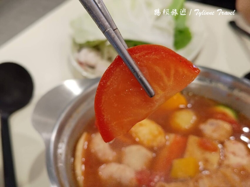 新北市板橋區【新北美食】來吧吃鍋，自助小火鍋吃到飽 | 12種湯底自由挑選 | 新鮮蔬菜營養均衡無限供應 | 板橋火鍋美食推薦