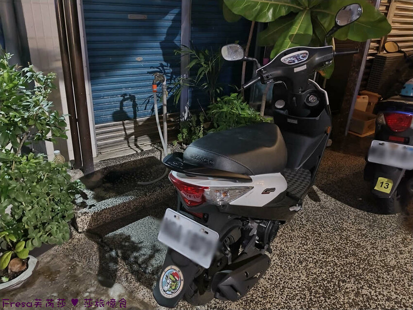 屏東縣琉球鄉小琉球民宿【亮晶晶民宿】熱鬧市區街道上吃喝玩樂超方便！乾淨素雅和室房型適合親子家庭│小琉球包棟民宿