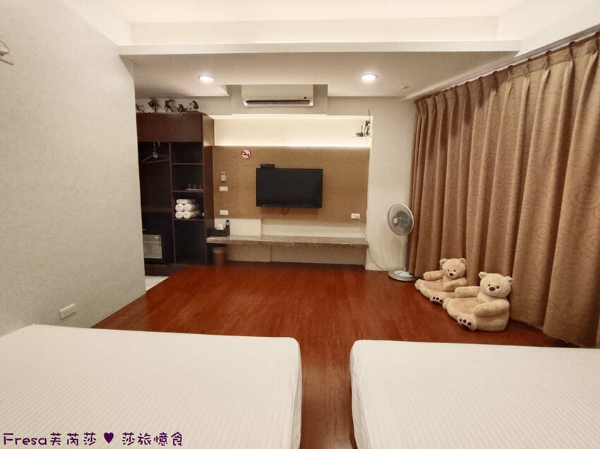 屏東縣琉球鄉小琉球民宿【亮晶晶民宿】熱鬧市區街道上吃喝玩樂超方便！乾淨素雅和室房型適合親子家庭│小琉球包棟民宿