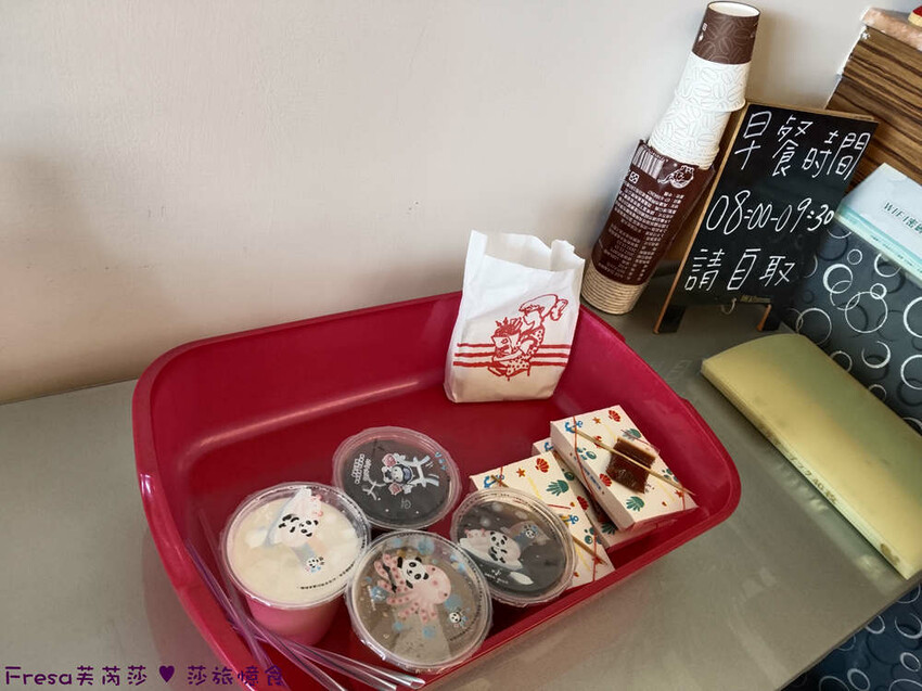 屏東縣琉球鄉小琉球民宿【亮晶晶民宿】熱鬧市區街道上吃喝玩樂超方便！乾淨素雅和室房型適合親子家庭│小琉球包棟民宿