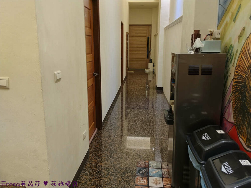 屏東縣琉球鄉小琉球民宿【亮晶晶民宿】熱鬧市區街道上吃喝玩樂超方便！乾淨素雅和室房型適合親子家庭│小琉球包棟民宿