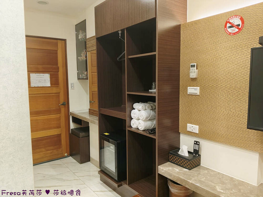 屏東縣琉球鄉小琉球民宿【亮晶晶民宿】熱鬧市區街道上吃喝玩樂超方便！乾淨素雅和室房型適合親子家庭│小琉球包棟民宿