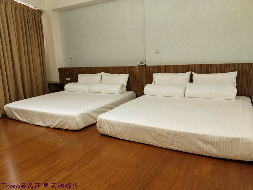 屏東縣琉球鄉小琉球民宿【亮晶晶民宿】熱鬧市區街道上吃喝玩樂超方便！乾淨素雅和室房型適合親子家庭│小琉球包棟民宿