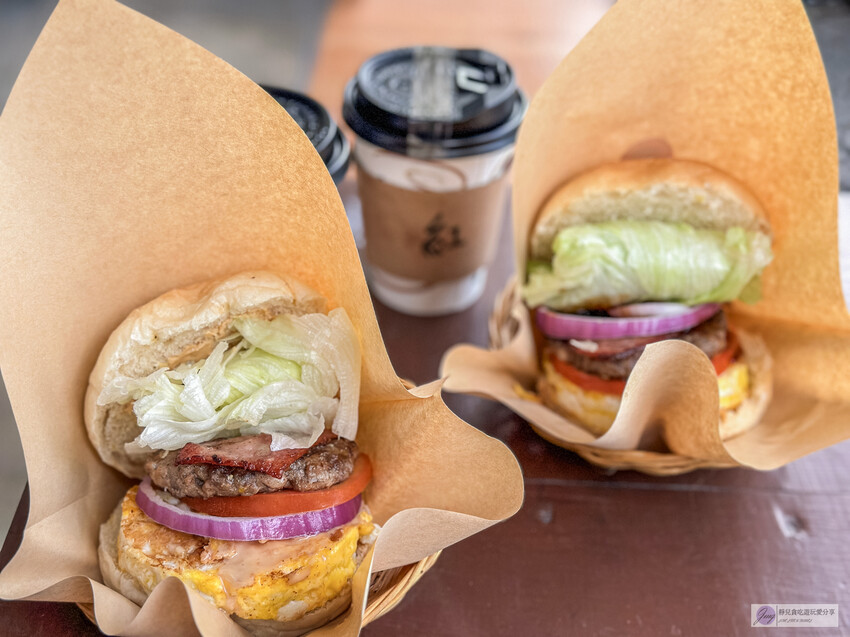 花蓮縣玉里鎮美食限定營業特色漢堡店！純手作肉餅，厚實美味，料理豐富。