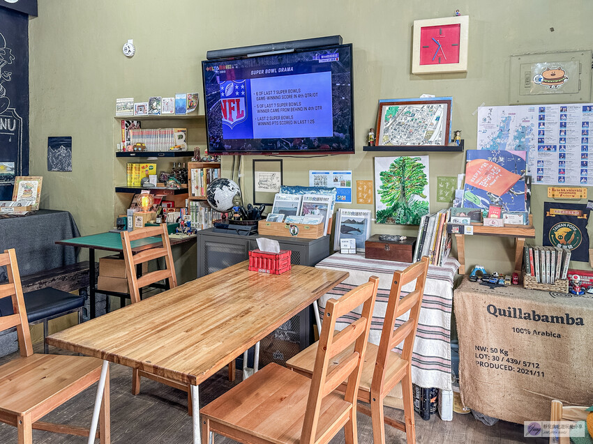 花蓮縣玉里鎮美食限定營業特色漢堡店！純手作肉餅，厚實美味，料理豐富。