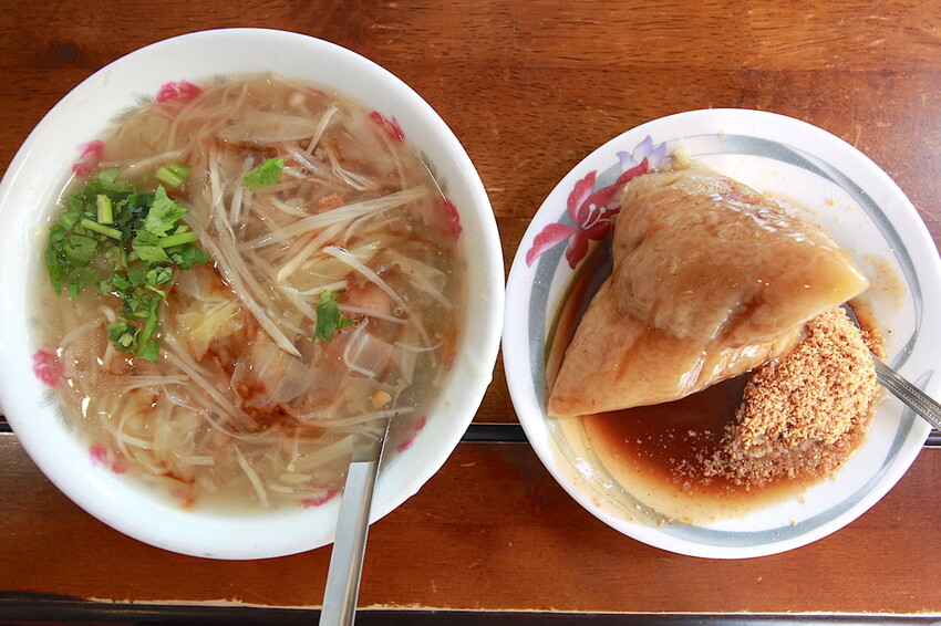 高雄市前鎮區吃。高雄美食|前鎮區。「甲仙碗粿肉粽(阿歪碗粿)」勞工公園周遭美食,Goole有724則評論獲得4.4顆星,因