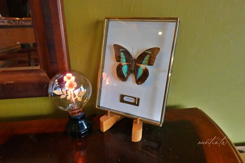 台北市中正區【台北】古亭｜隅咖啡，復古理髮廳優雅老派咖啡廳，還有偶而出現的隱藏版甜點喔！