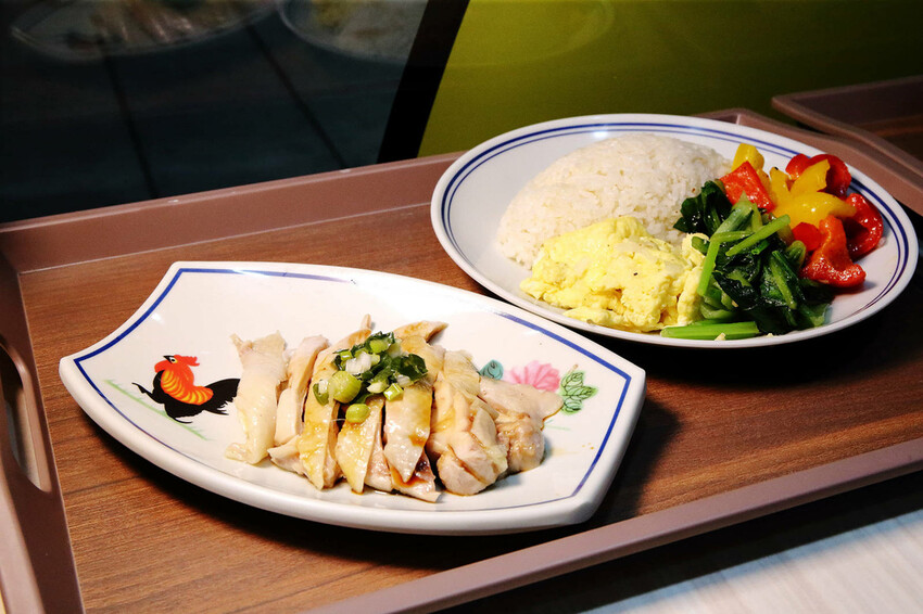 新莊超好吃海南雞飯推薦!好吃雞海南雞飯,雞肉鮮嫩多汁、金黃米