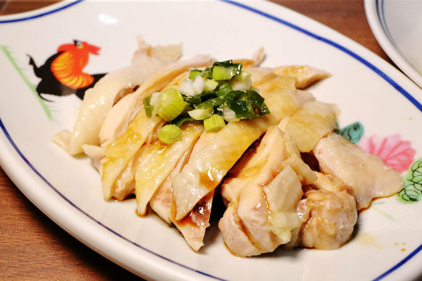 新莊超好吃海南雞飯推薦!好吃雞海南雞飯,雞肉鮮嫩多汁、金黃米