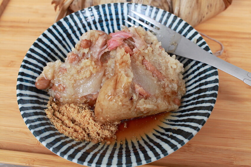 高雄市前鎮區吃。高雄美食|前鎮區。「柏村肉粽肉羹專賣店」勞工公園周遭美食,端午節將至應景一下,用料豐富CP值偏高美