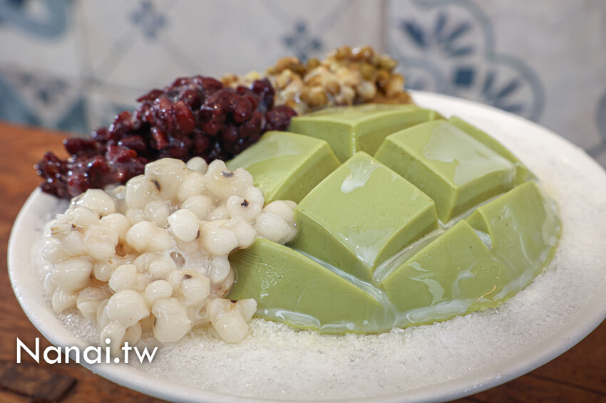 員林這家芋頭給得超霸氣尬上鴛鴦豆腐酪超獨特!