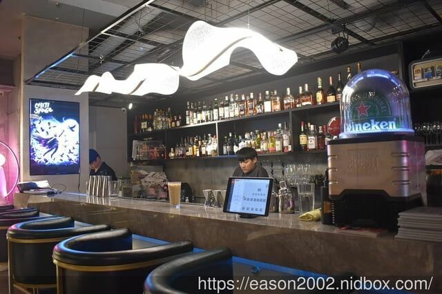 台北餐酒館推薦 | CHIJI SPACE Bistro 赤雞人間餐酒館 想不到在餐酒館也能享受台灣風味美食 近捷運行天宮站 -  就是這樣。吃喝玩樂。愛漂亮部落格 - FashionGuide 華人