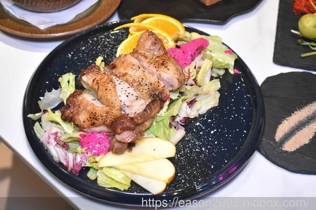 台北餐酒館推薦 | CHIJI SPACE Bistro 赤雞人間餐酒館 想不到在餐酒館也能享受台灣風味美食 近捷運行天宮站 -  就是這樣。吃喝玩樂。愛漂亮部落格 - FashionGuide 華人