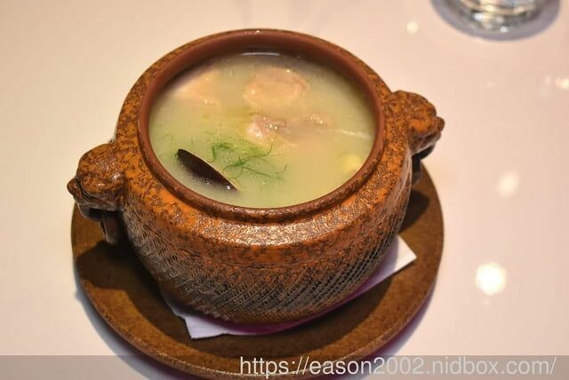 台北餐酒館推薦 | CHIJI SPACE Bistro 赤雞人間餐酒館 想不到在餐酒館也能享受台灣風味美食 近捷運行天宮站 -  就是這樣。吃喝玩樂。愛漂亮部落格 - FashionGuide 華人