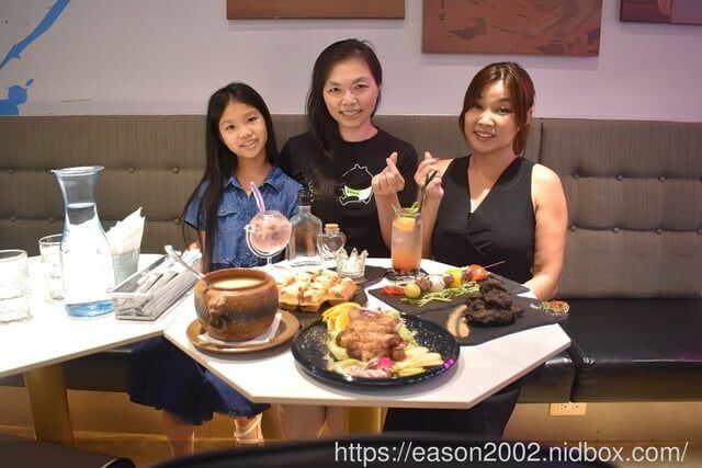 台北餐酒館推薦 | CHIJI SPACE Bistro 赤雞人間餐酒館 想不到在餐酒館也能享受台灣風味美食 近捷運行天宮站 -  就是這樣。吃喝玩樂。愛漂亮部落格 - FashionGuide 華人