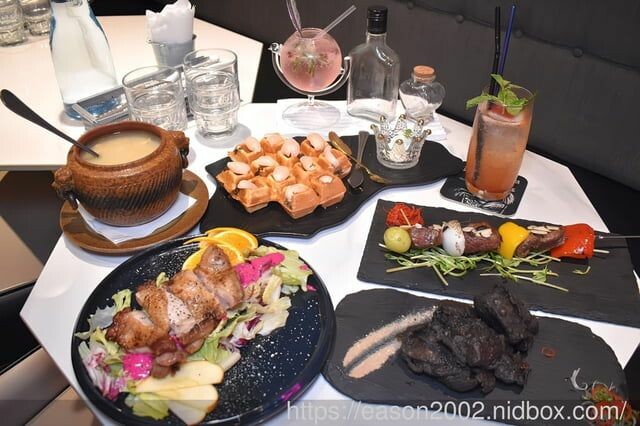 台北餐酒館推薦 | CHIJI SPACE Bistro 赤雞人間餐酒館 想不到在餐酒館也能享受台灣風味美食 近捷運行天宮站 -  就是這樣。吃喝玩樂。愛漂亮部落格 - FashionGuide 華人