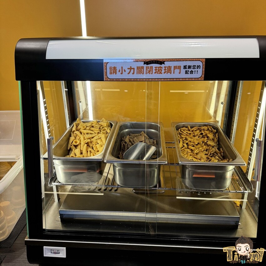 新竹縣竹東鎮100%原肉平價牛排+豐富自助吧吃到飽只要190元起！290元就可以吃到三種肉肉排餐+麵條無限續免費！--跟著踢小米吃喝玩樂趣