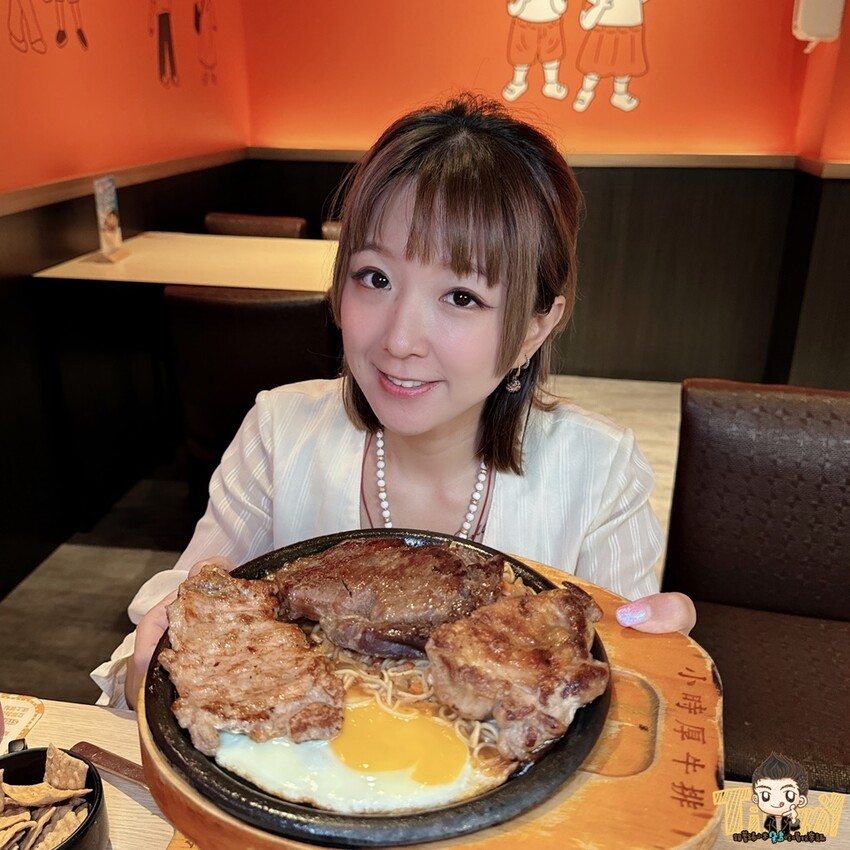 新竹縣竹東鎮100%原肉平價牛排+豐富自助吧吃到飽只要190元起！290元就可以吃到三種肉肉排餐+麵條無限續免費！--跟著踢小米吃喝玩樂趣