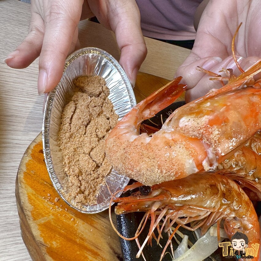 新竹縣竹東鎮100%原肉平價牛排+豐富自助吧吃到飽只要190元起！290元就可以吃到三種肉肉排餐+麵條無限續免費！--跟著踢小米吃喝玩樂趣