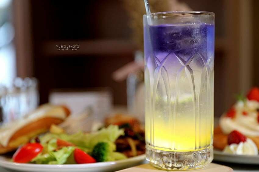 台中市北屯區甜點控快訂位！網美系鬆餅 如夢似幻的鬆軟扎實口感 一吃就愛上｜午吉日式鬆餅 定食 咖啡(台中北屯療癒美食