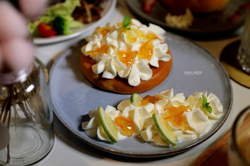 台中市北屯區甜點控快訂位！網美系鬆餅 如夢似幻的鬆軟扎實口感 一吃就愛上｜午吉日式鬆餅 定食 咖啡(台中北屯療癒美食