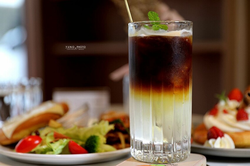 台中市北屯區甜點控快訂位！網美系鬆餅 如夢似幻的鬆軟扎實口感 一吃就愛上｜午吉日式鬆餅 定食 咖啡(台中北屯療癒美食