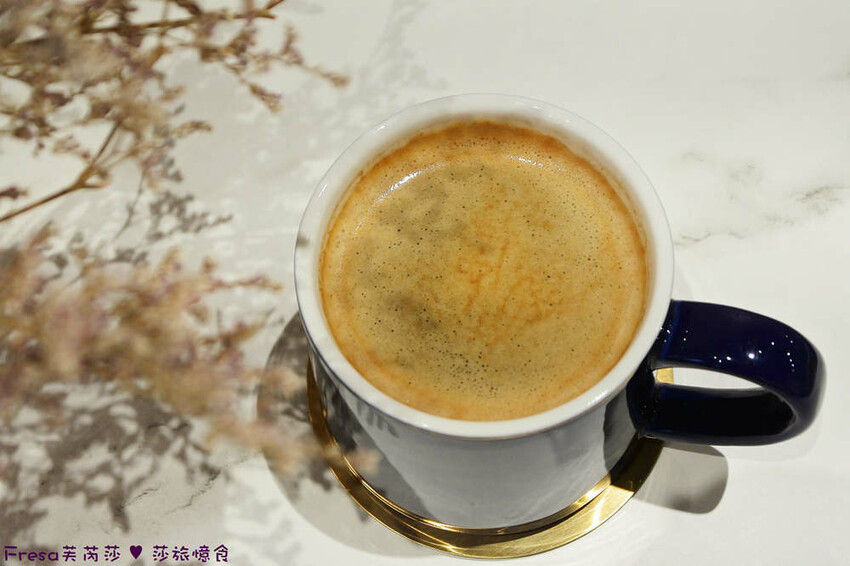 台中市北屯區台中甜點【午吉日式鬆餅｜定食｜咖啡】近洲際棒球場甜點餐盤.全日營業有插座咖啡廳.約會下午茶│民俗文物館│