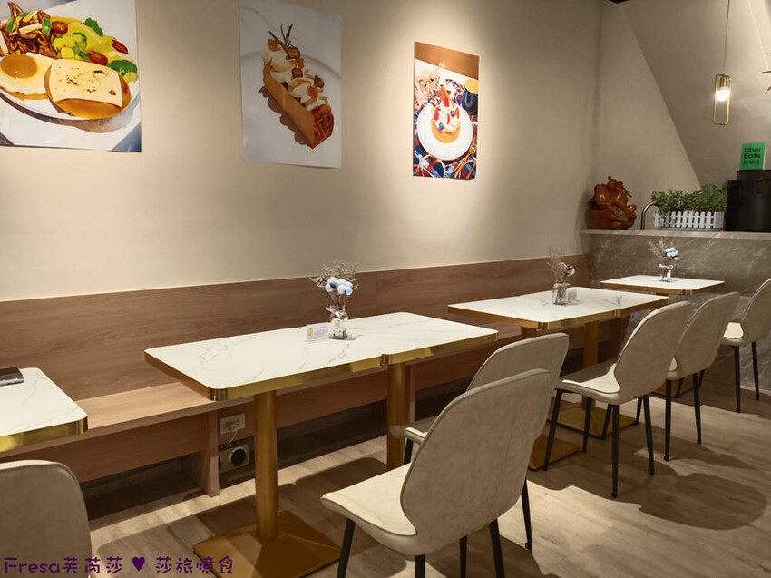 台中市北屯區台中甜點【午吉日式鬆餅｜定食｜咖啡】近洲際棒球場甜點餐盤.全日營業有插座咖啡廳.約會下午茶│民俗文物館│