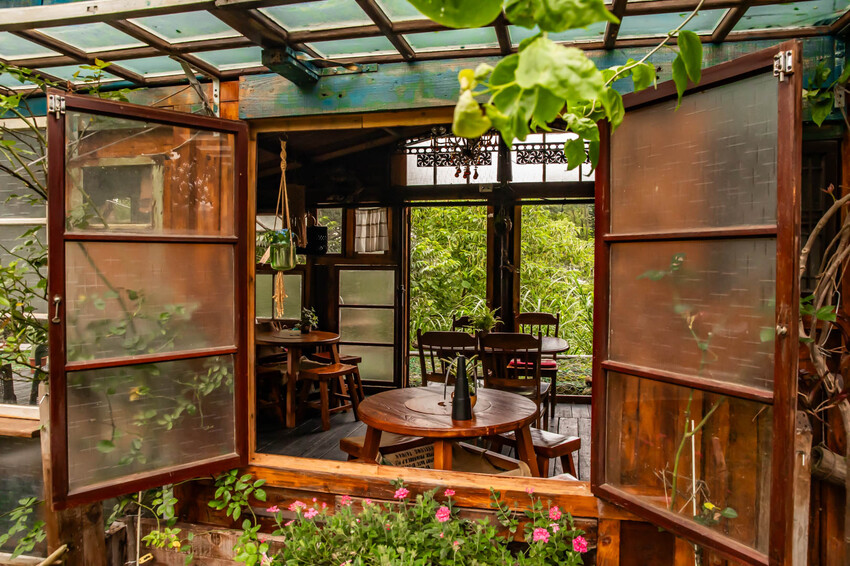 桃園市龍潭區青山吉田|愛麗絲夢幻仙境森林小屋!連google都找不到,藏身橘子園秘境咖啡廳