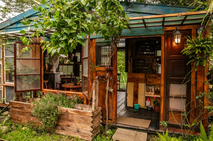 桃園市龍潭區青山吉田|愛麗絲夢幻仙境森林小屋!連google都找不到,藏身橘子園秘境咖啡廳