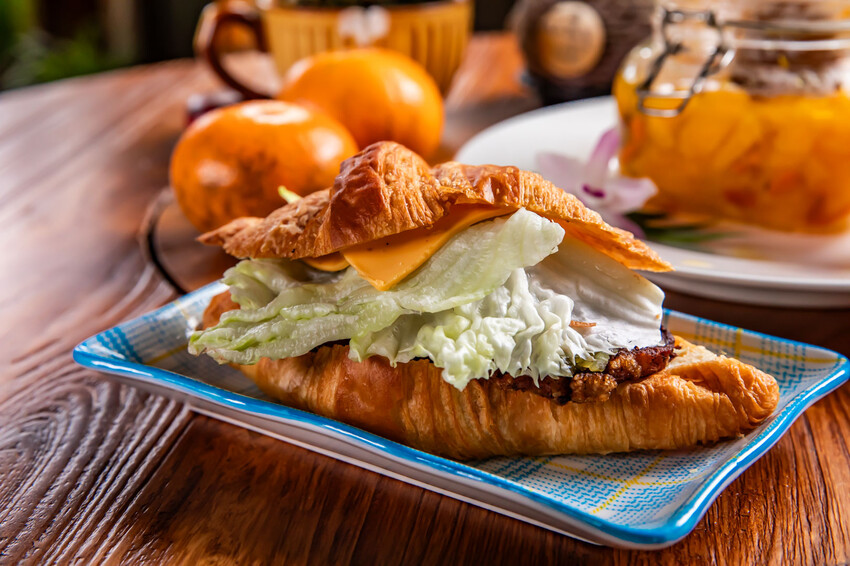 桃園市龍潭區青山吉田|愛麗絲夢幻仙境森林小屋!連google都找不到,藏身橘子園秘境咖啡廳