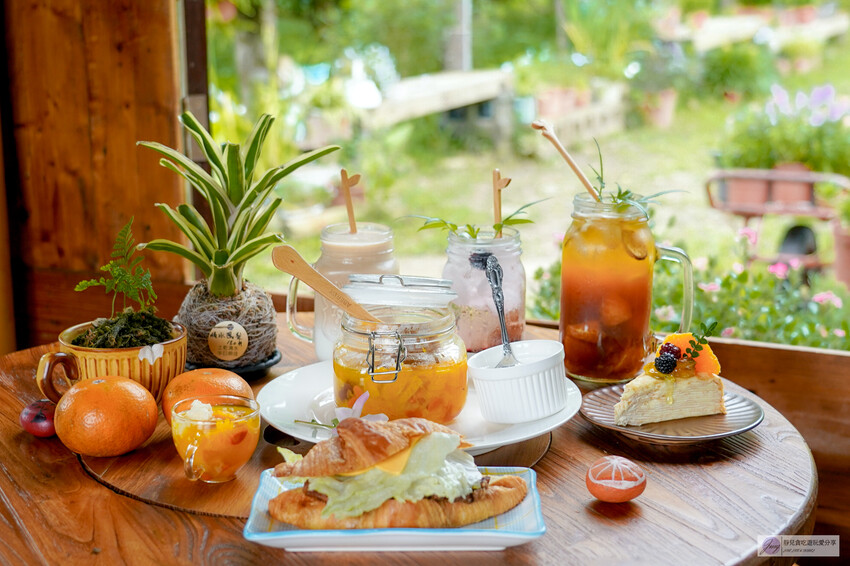 桃園市龍潭區美食、青山吉田，秘境小屋等你來預約，橘子園中的童話體驗。
