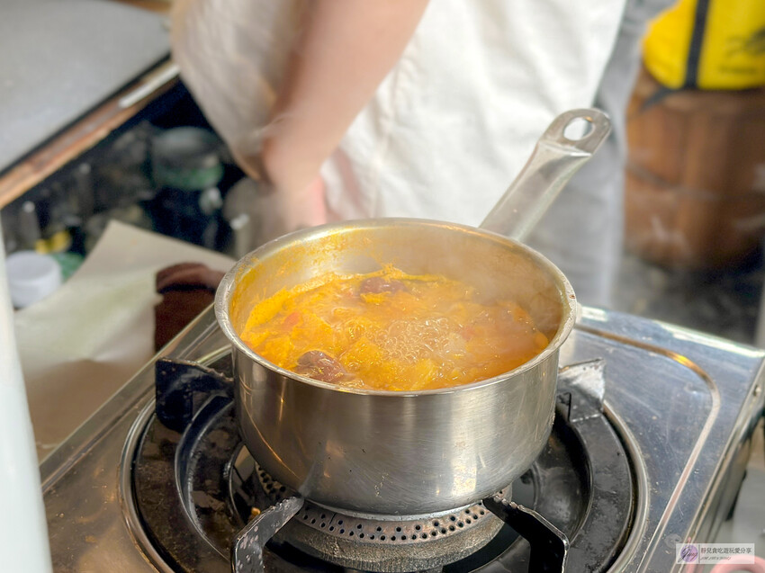 桃園市龍潭區美食、青山吉田，秘境小屋等你來預約，橘子園中的童話體驗。